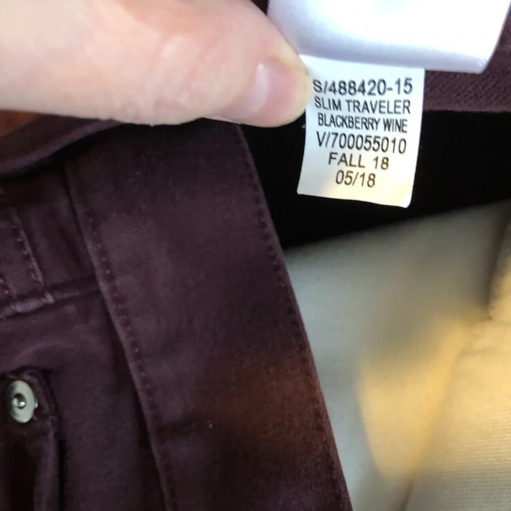 Banana Republic Men’s Travelers Jeans. Blackberry Wine. Slim fit 32 X 30 - Picture 8 of 9